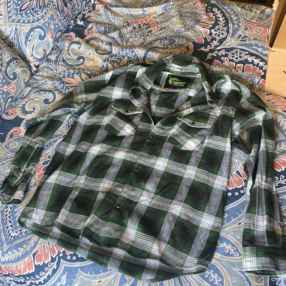 Men’s flannel